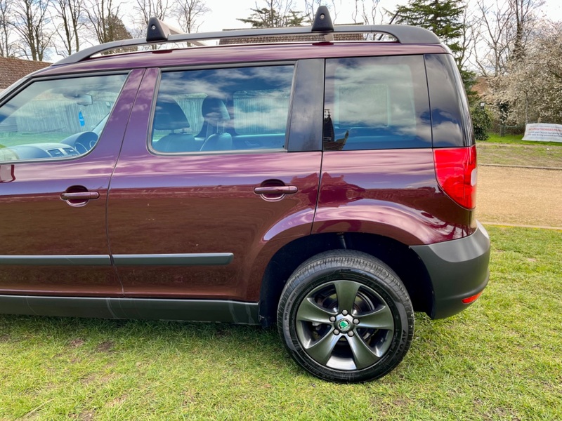 SKODA YETI