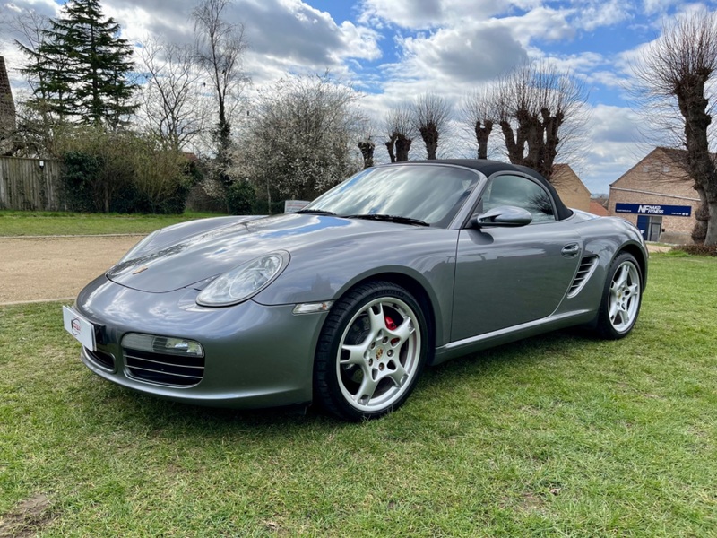 PORSCHE BOXSTER