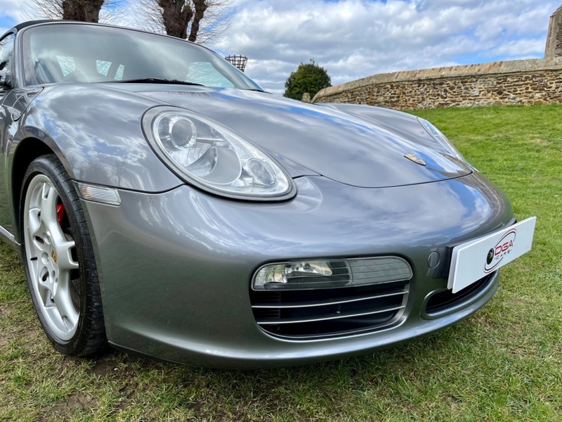 PORSCHE BOXSTER