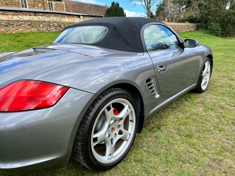 PORSCHE BOXSTER