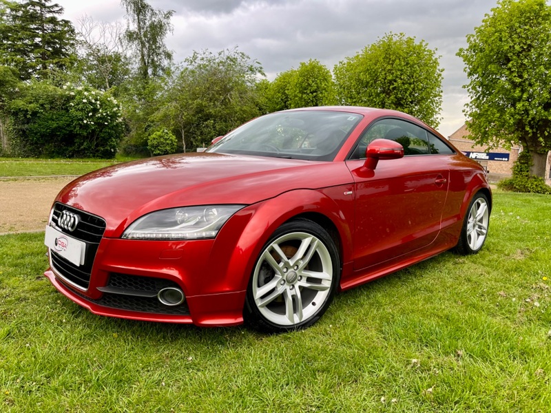 AUDI TT