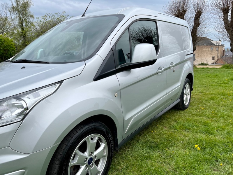 FORD TRANSIT CONNECT