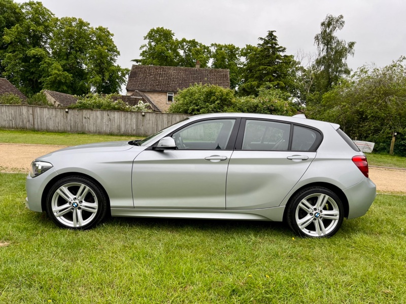 BMW 1 SERIES