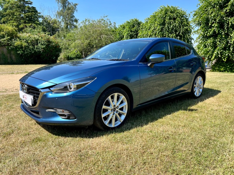 MAZDA MAZDA3