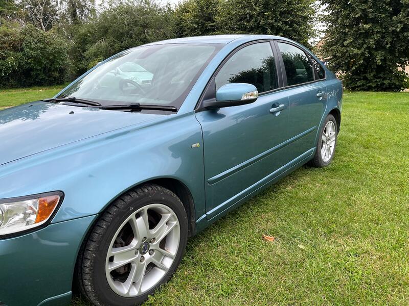 VOLVO S40