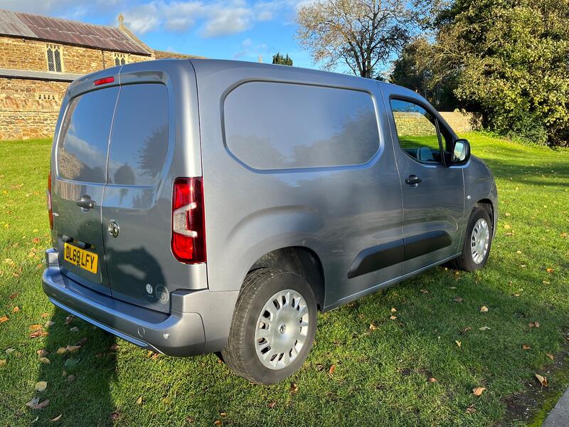 VAUXHALL COMBO