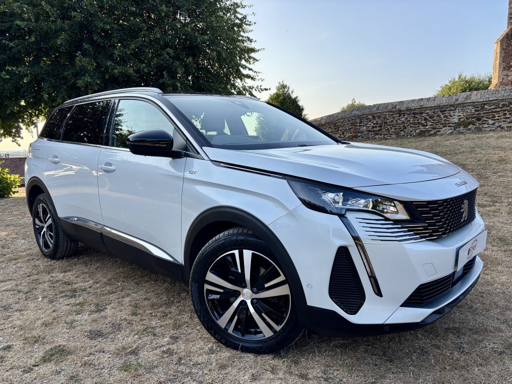 2021 Peugeot 5008